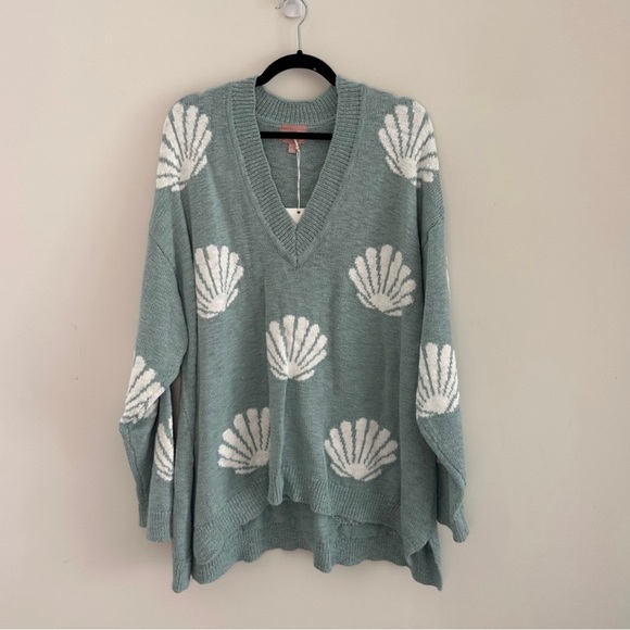 Show me your mumu seashell sweater - Picture 1 of 1